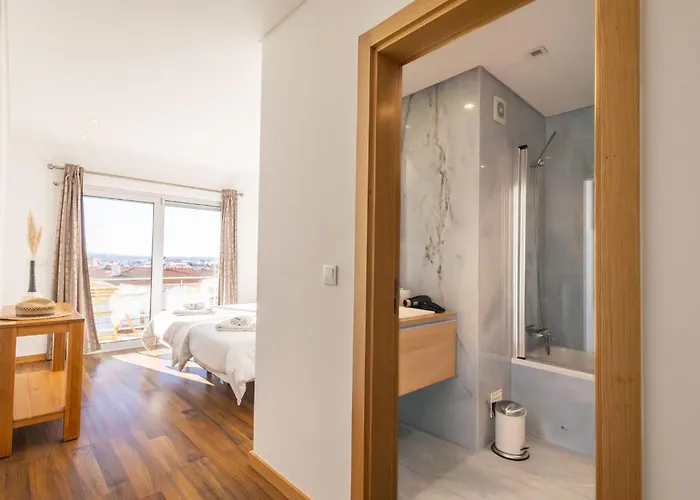 Sunset T3 - By Smarthomes Apartament